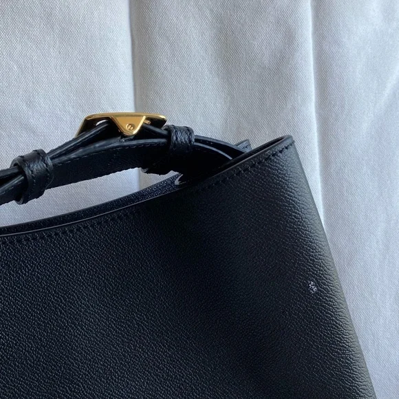 BURBERRY Elmstone Black Leather Hobo Bag - Picture 9 of 10